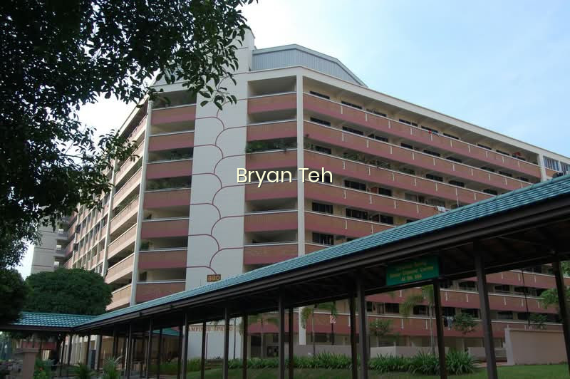 880 TAMPINES AVENUE 8 photo 5