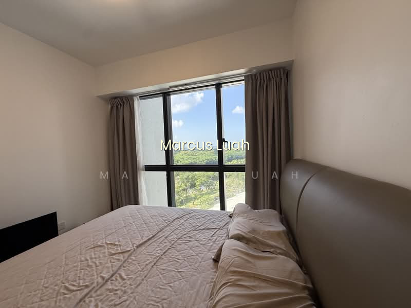 RIVERFRONT RESIDENCES photo 2