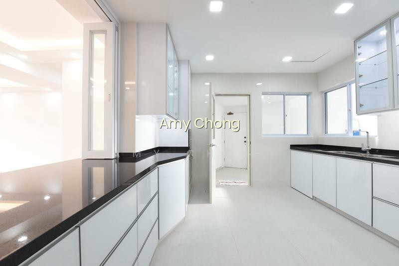 REGENCY PARK photo 5