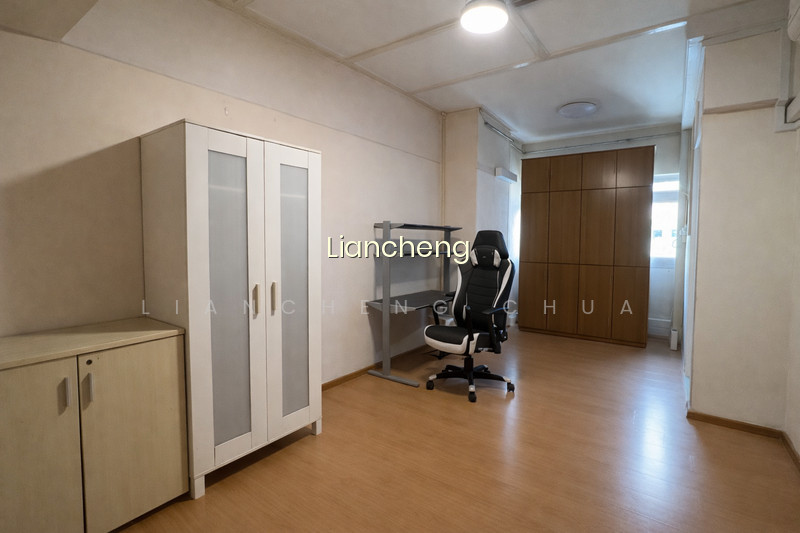 374 BUKIT BATOK STREET 31 photo 4