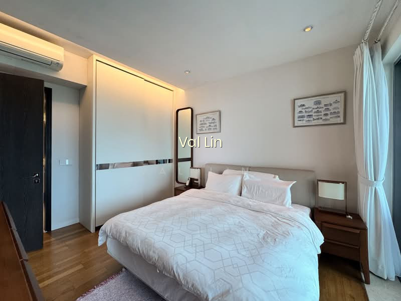 THOMSON GRAND photo 6