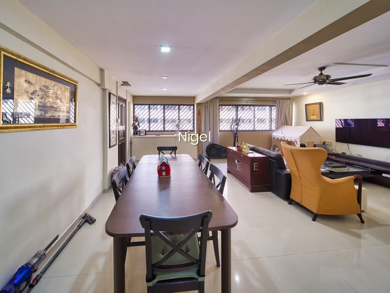 205 SERANGOON CENTRAL photo 3