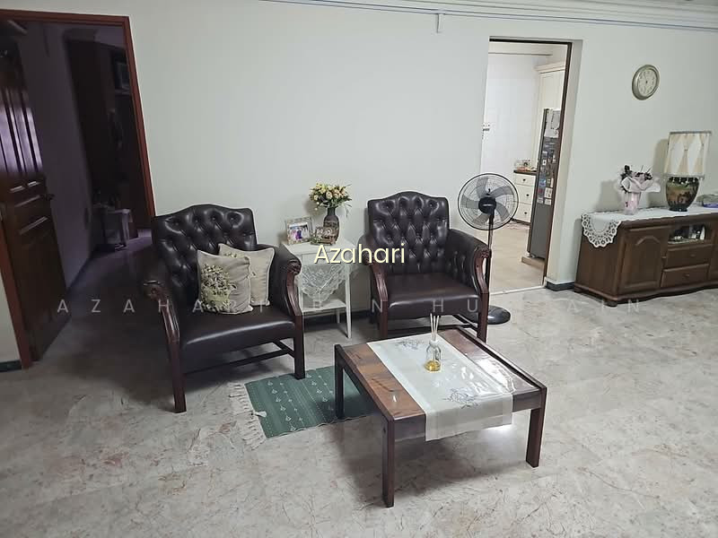 702 TAMPINES STREET 71 image 1 of 10