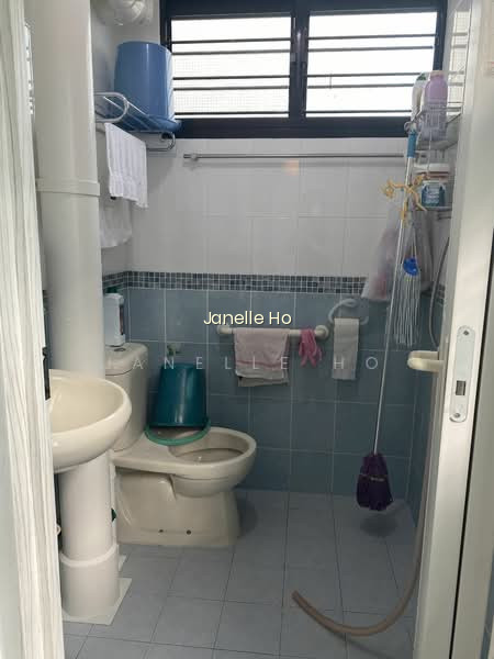746 YISHUN STREET 72 photo 3