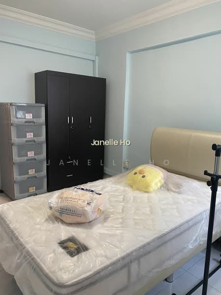 746 YISHUN STREET 72 photo 4