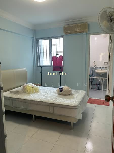 746 YISHUN STREET 72 photo 5