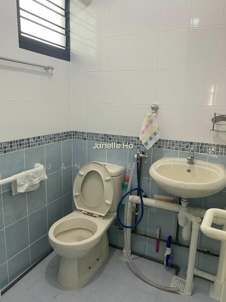 746 YISHUN STREET 72 photo 6