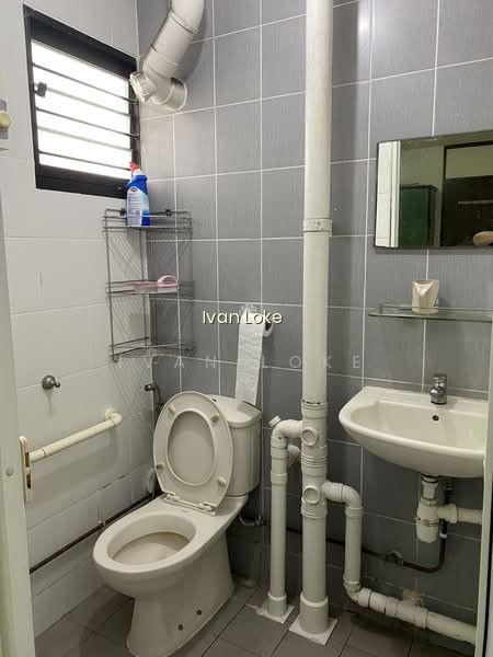 108 ANG MO KIO AVENUE 4 photo 2