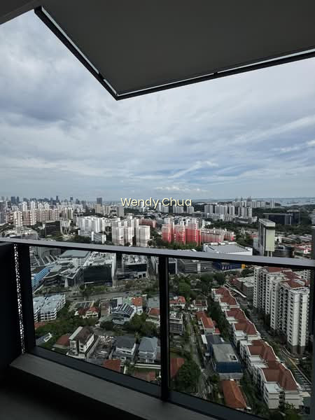 STIRLING RESIDENCES photo 4