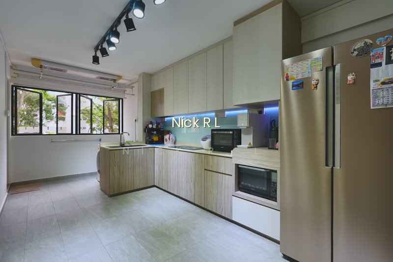 731 YISHUN STREET 72 photo 5