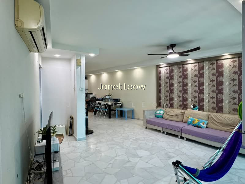 468C ADMIRALTY DRIVE image 1 of 10