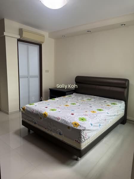 35 EUNOS CRESCENT photo 2