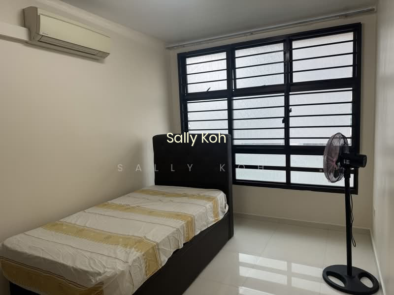 35 EUNOS CRESCENT photo 4