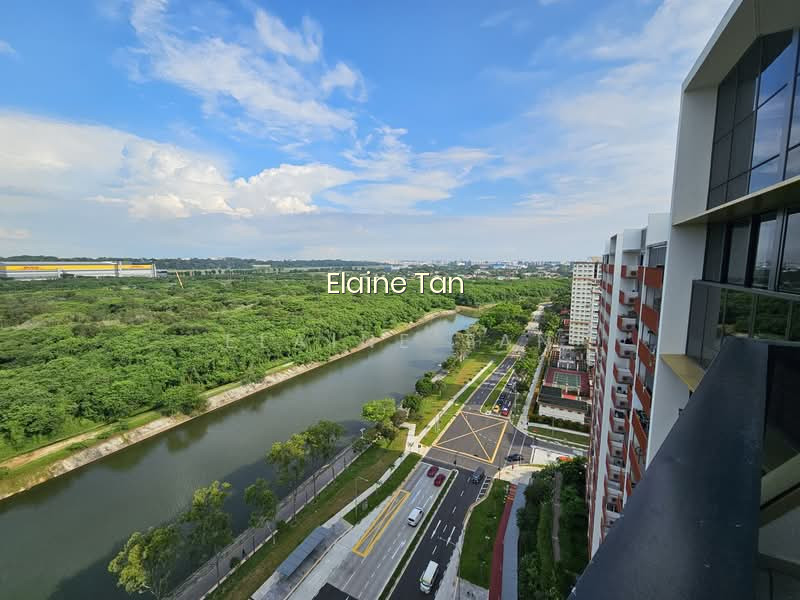 RIVERFRONT RESIDENCES photo 2