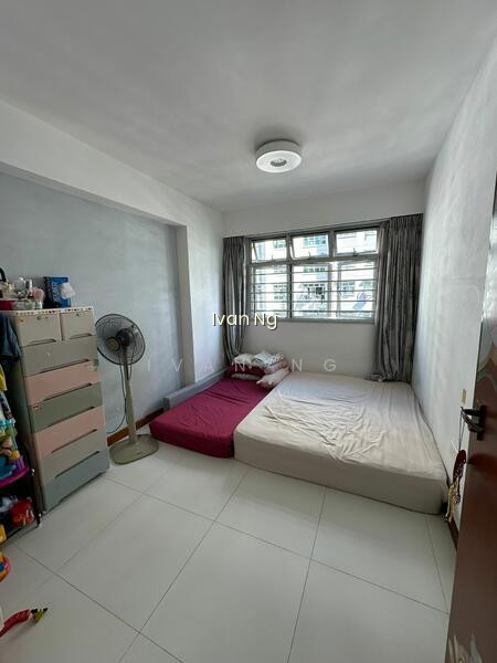 424D YISHUN AVENUE 11 photo 2