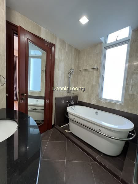 BALMORAL RESIDENCES photo 4