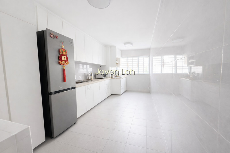 228 TAMPINES STREET 23 image 1 of 10