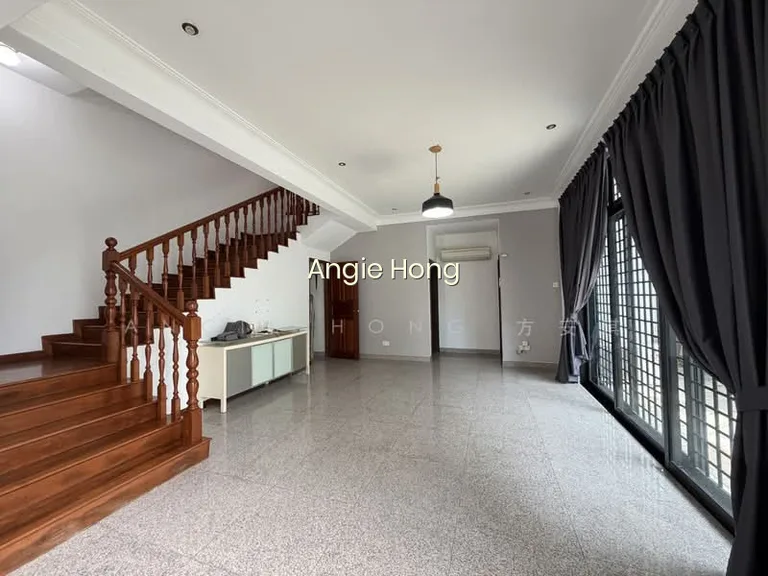 Undervalued 3 Storeys Large Plot Semi-D in Hougang / Bartley / Serangoon image 1 of 1