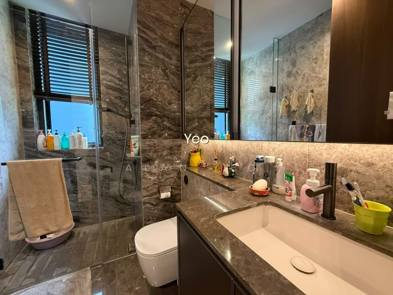 LEEDON GREEN photo 6