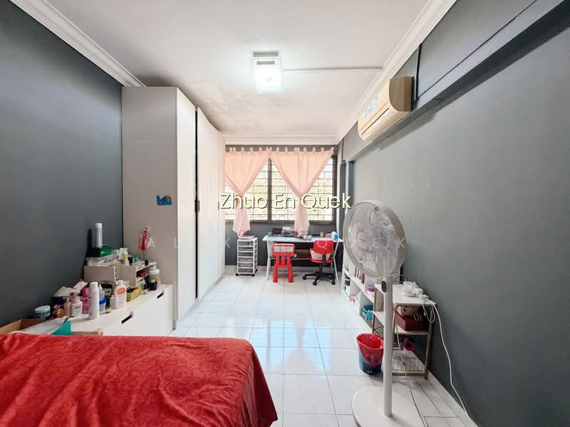 921 JURONG WEST STREET 92 photo 4