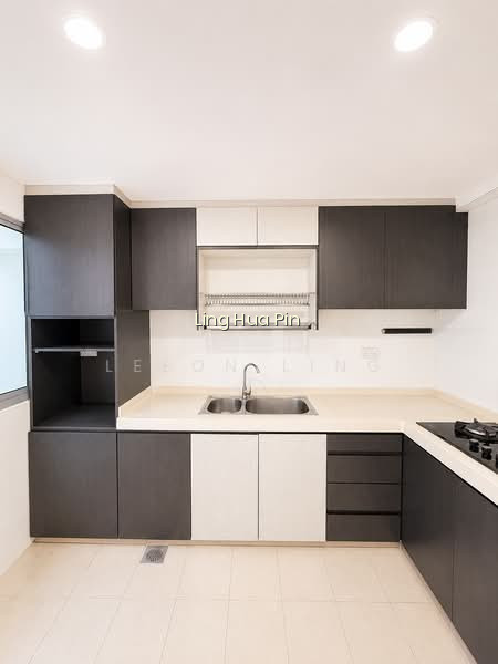 AZALEA PARK CONDO photo 4