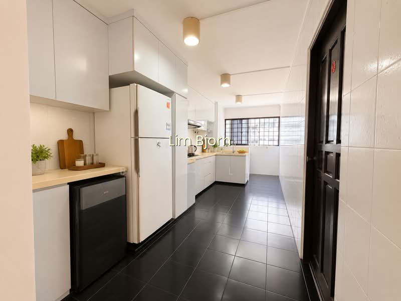 449 TAMPINES STREET 42 photo 3