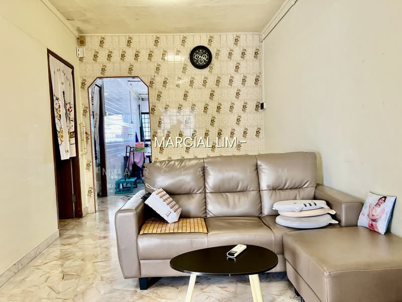 321 HOUGANG AVENUE 5 photo 3