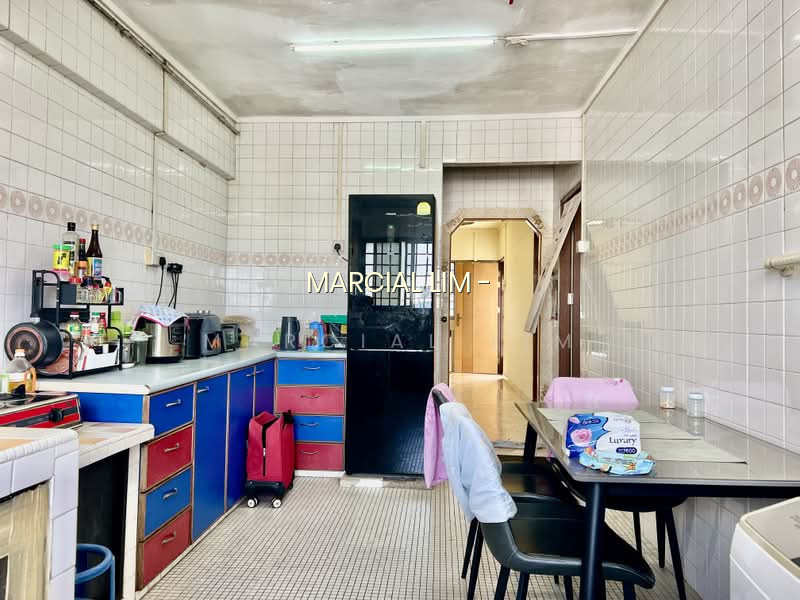 321 HOUGANG AVENUE 5 photo 4