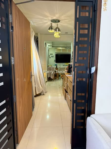 109 WHAMPOA ROAD photo 2