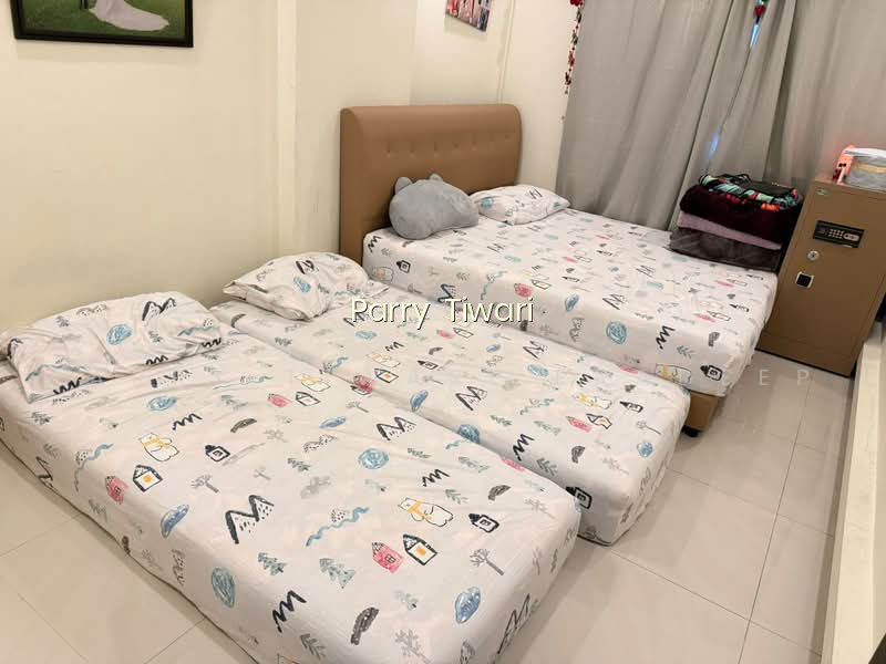 109 WHAMPOA ROAD photo 5