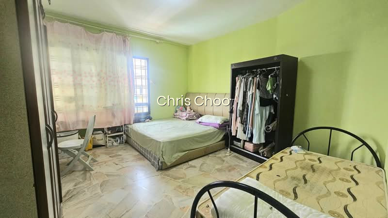 706 JURONG WEST STREET 71 photo 3