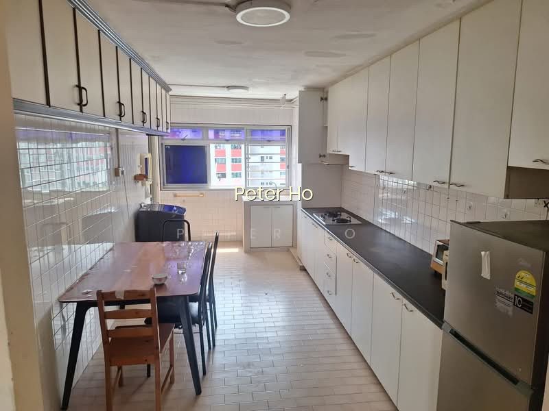320 CLEMENTI AVENUE 4 photo 4