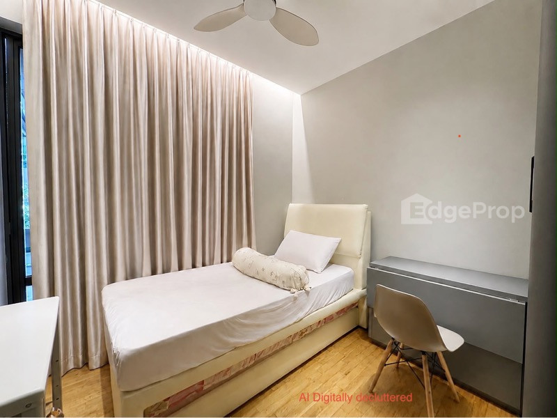 STRATUM photo 5