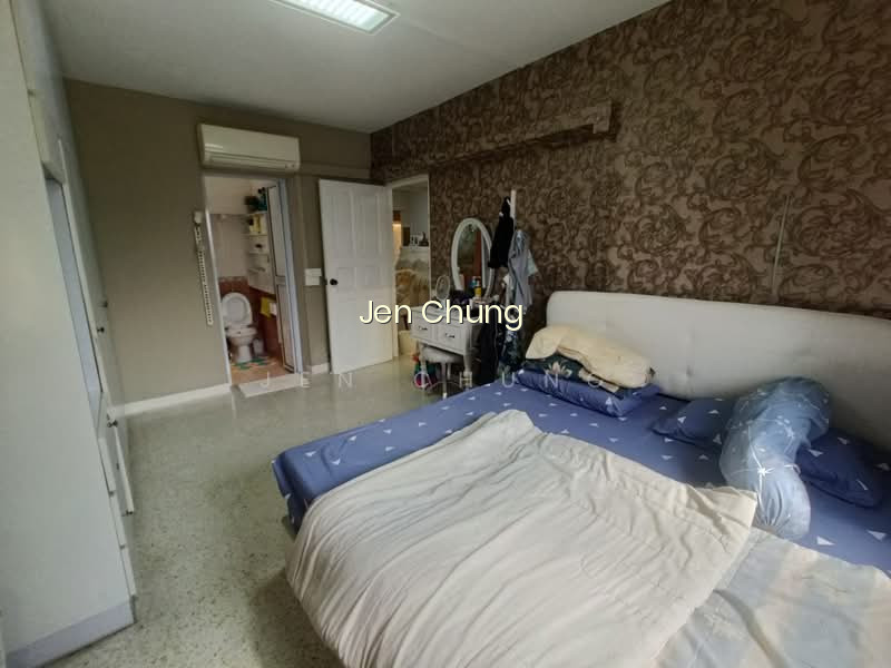 35 MARSILING DRIVE image 1 of 8