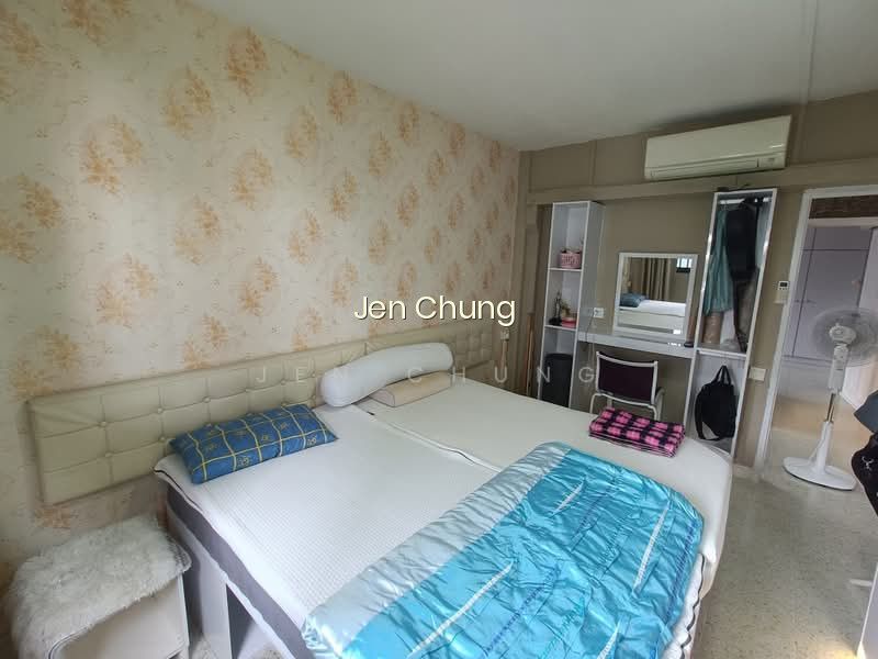35 MARSILING DRIVE photo 3