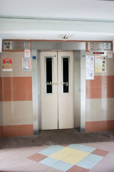 95 OLD AIRPORT ROAD photo 5