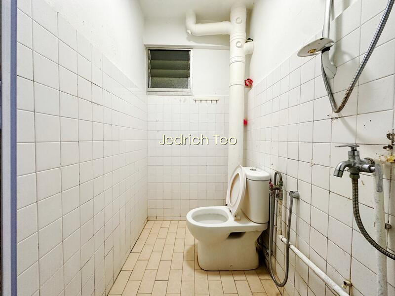 477 TAMPINES STREET 43 photo 2