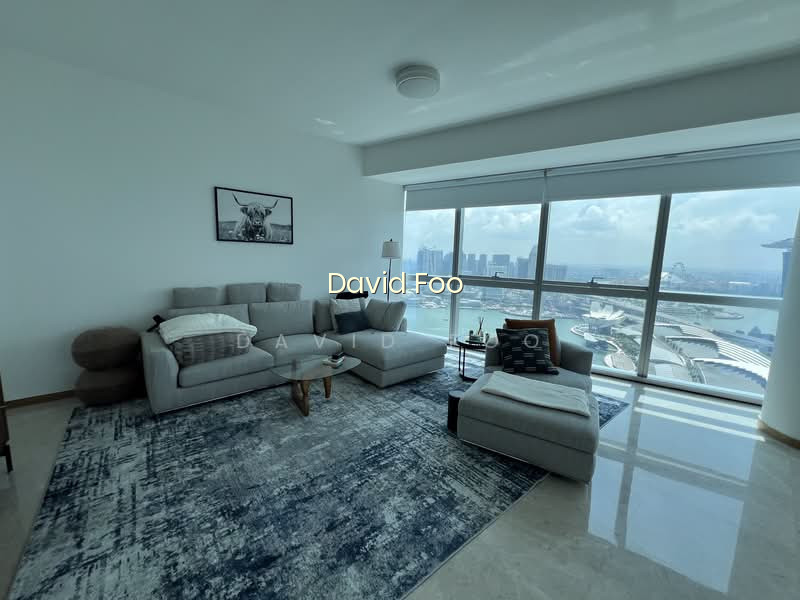 MARINA BAY RESIDENCES photo 2