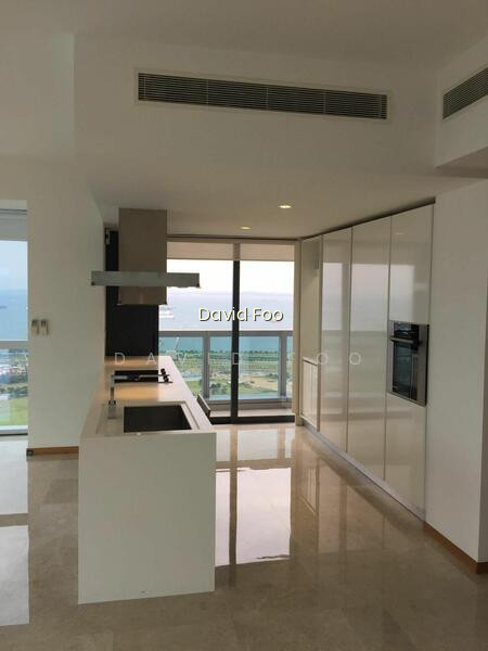 MARINA BAY RESIDENCES photo 6