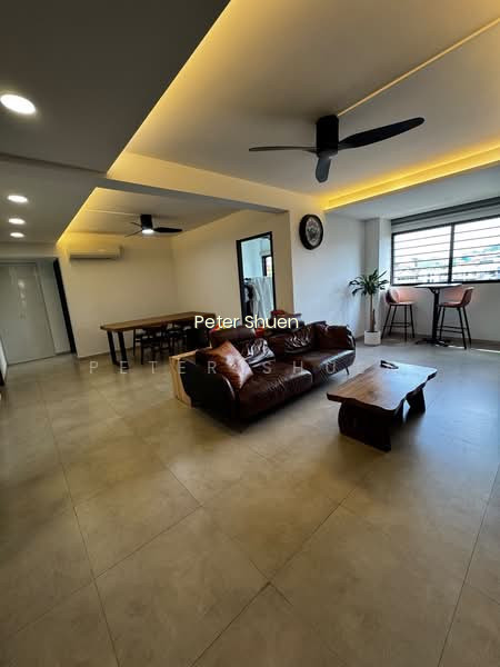 17 TOH YI DRIVE image 1 of 10
