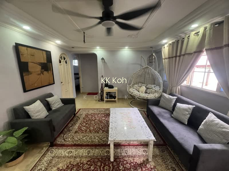 774 YISHUN AVENUE 3 photo 2