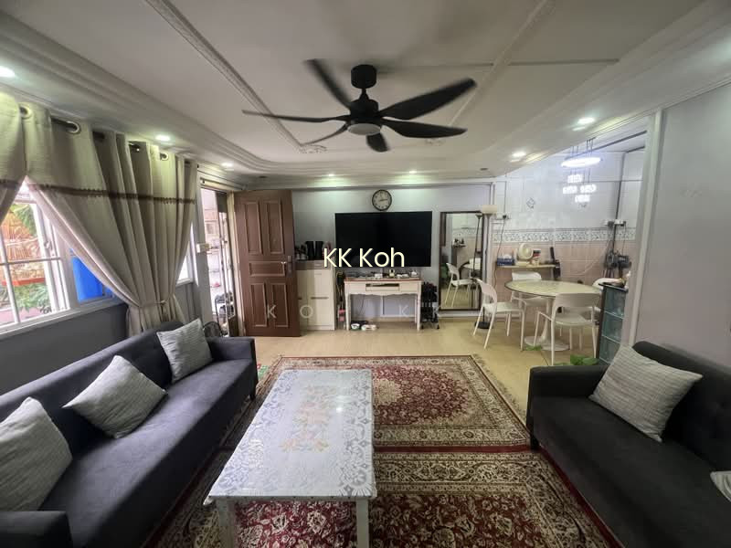 774 YISHUN AVENUE 3 photo 3