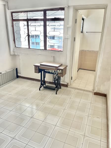 5 TECK WHYE AVENUE photo 2