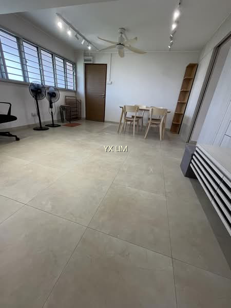 8 HOLLAND AVENUE image 1 of 10