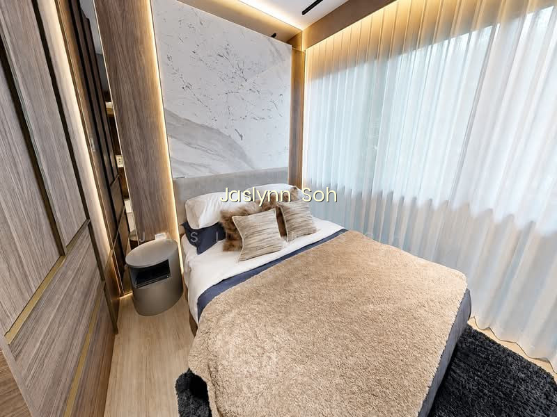 RARE LARGE 4 BEDDER NEAR MRT & NAN HUA PRIMARY FROM 22XX PSF photo 3