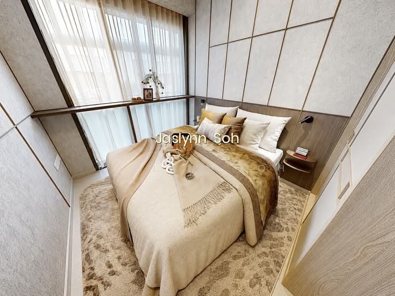 RARE FREEHOLD 4 BEDDER NEXT TO MRT & 1KM TO TEMASEK PRIMARY photo 2