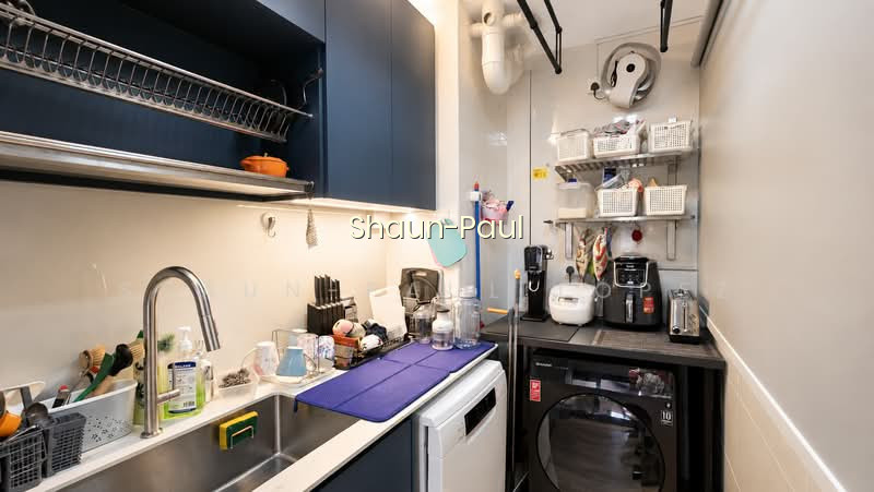215C BIDADARI PARK DRIVE image 1 of 6