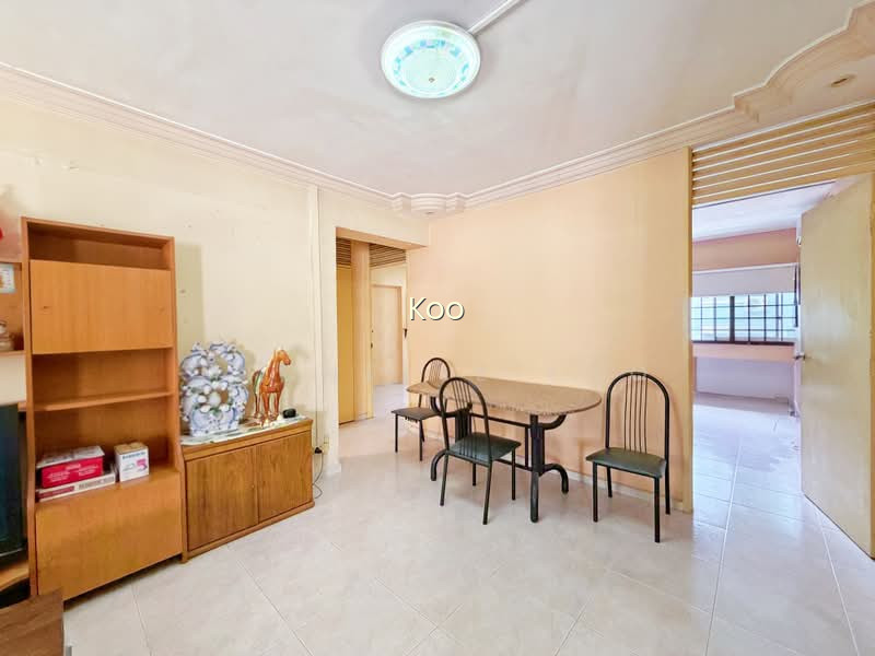 352 WOODLANDS AVENUE 1 image 1 of 10