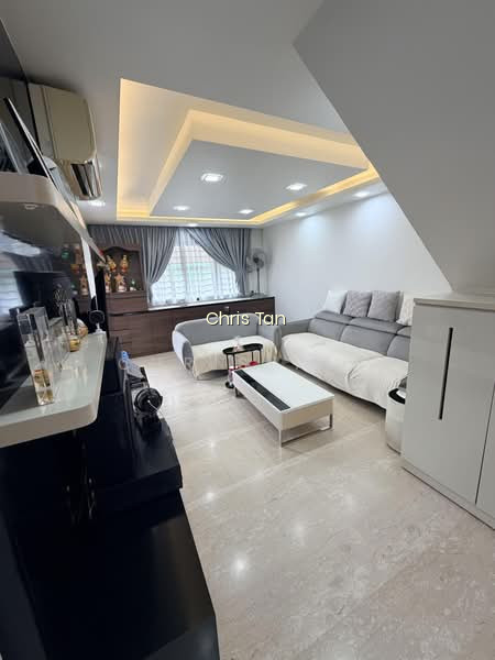 726 JURONG WEST AVENUE 5