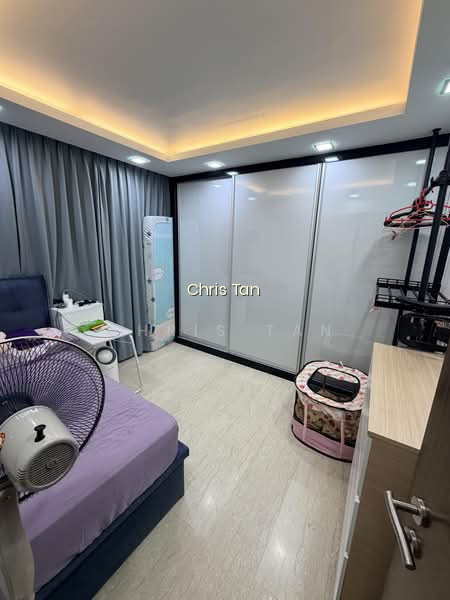 726 JURONG WEST AVENUE 5 photo 3